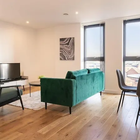 Chic 2 Bed 2 Bath In A Modern Development